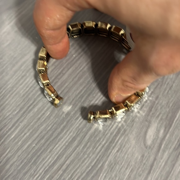 NWT Gold Hinged Bangle Bracelet with CZ Diamonds - Picture 6 of 7